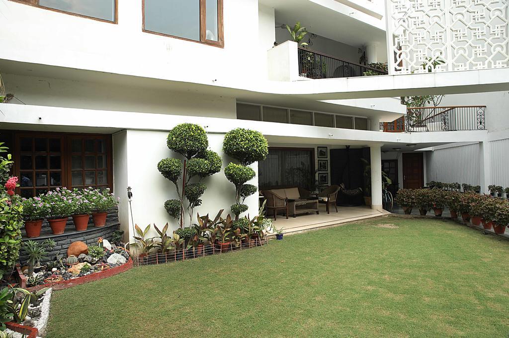 Ahuja Residency Golf Links Hotel New Delhi Ngoại thất bức ảnh