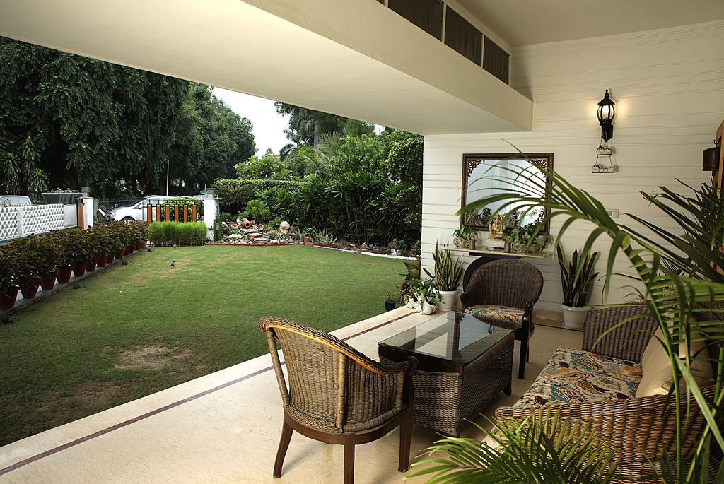 Ahuja Residency Golf Links Hotel New Delhi Ngoại thất bức ảnh
