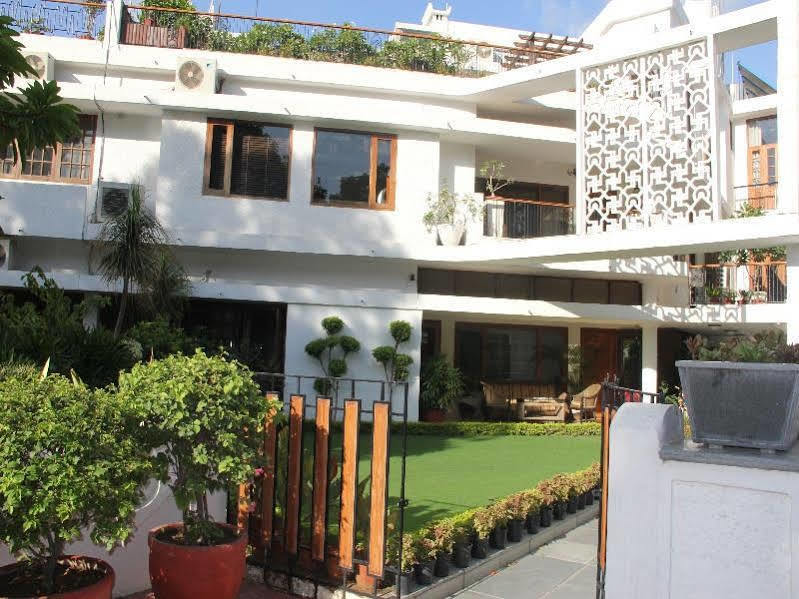 Ahuja Residency Golf Links Hotel New Delhi Ngoại thất bức ảnh