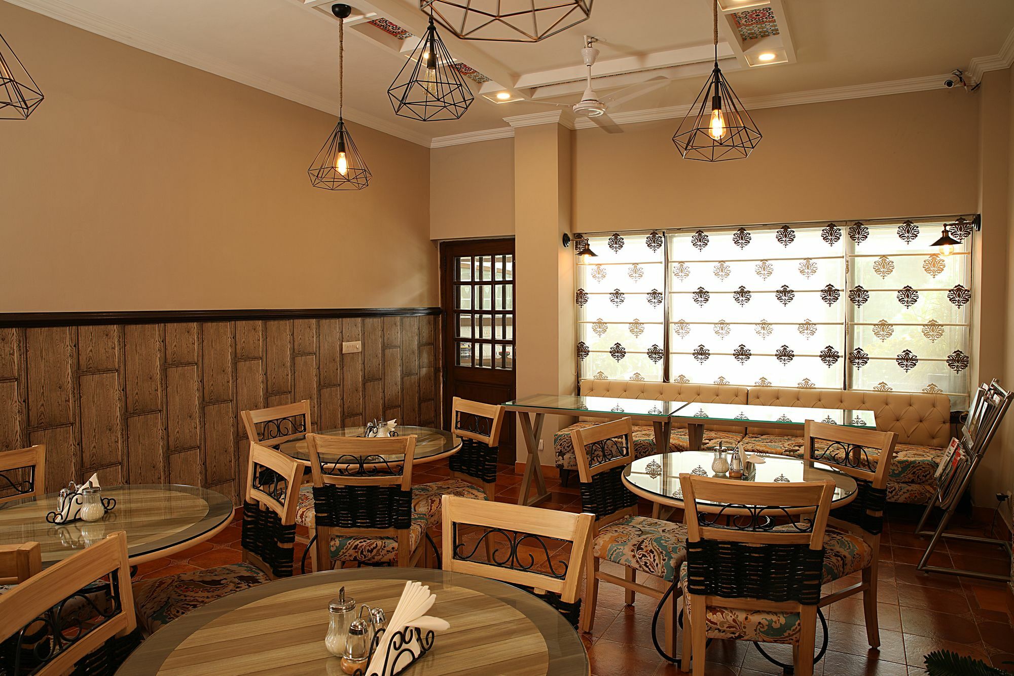 Ahuja Residency Golf Links Hotel New Delhi Ngoại thất bức ảnh
