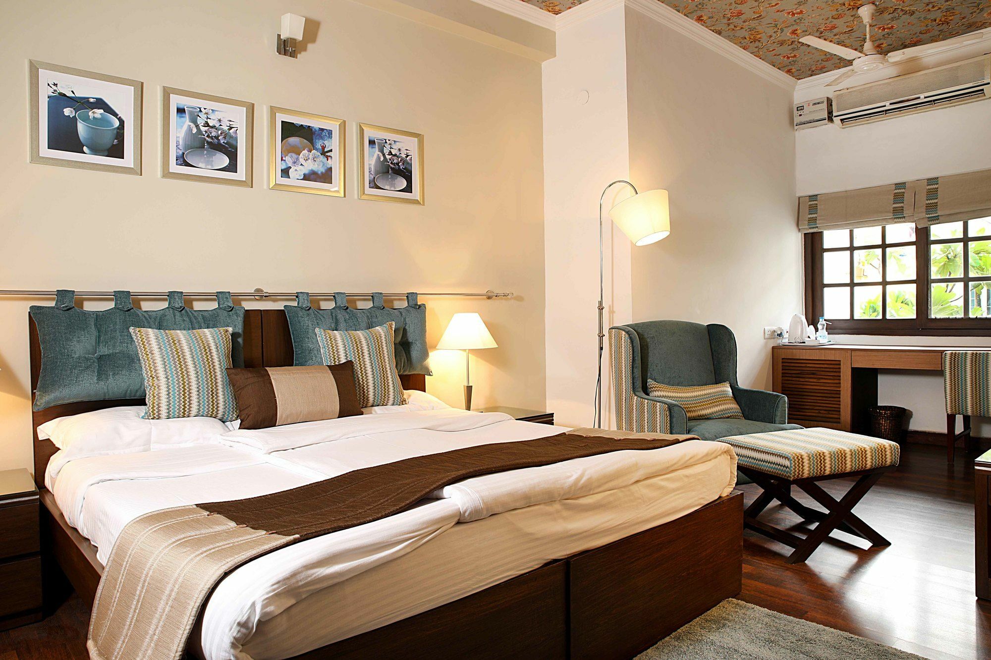 Ahuja Residency Golf Links Hotel New Delhi Ngoại thất bức ảnh