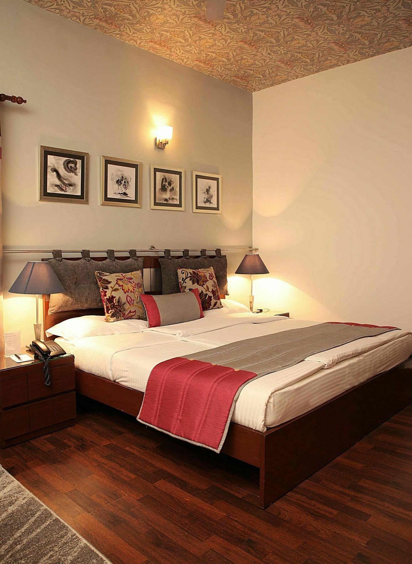 Ahuja Residency Golf Links Hotel New Delhi Ngoại thất bức ảnh